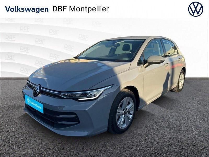 Gris Utilisé 2024 VW Golf VIII Life Berline | 23 880 € (Bon prix) - Image 1/4
