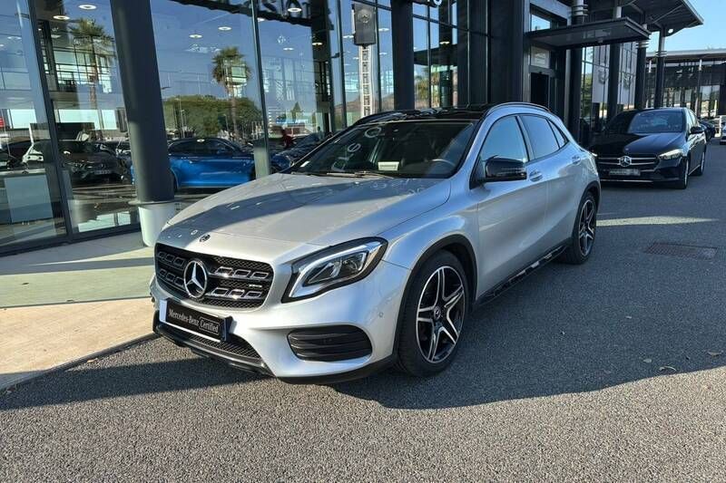 Gris Utilisé 2017 Mercedes GLA220 SUV | 24 843 € (Prix juste) - Image 1/3