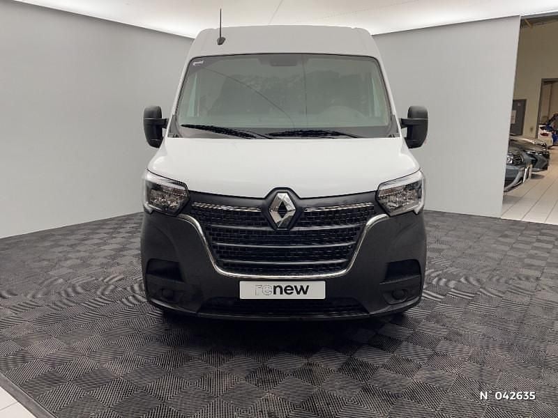 Occasion Renault Master 135 ch (99 kW) 2024 Blanc Berline