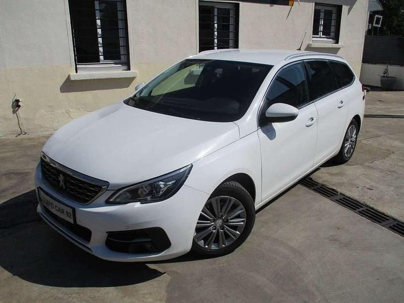 Occasion Peugeot 308 Allure 131 ch (96 kW) 2021 Blanc Break