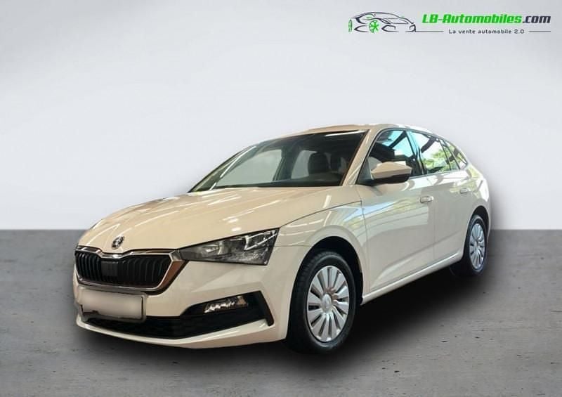 Utilisé 2020 Skoda Scala Citadine | 20 000 € (Prix juste) - Image 1/4