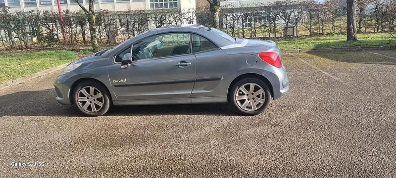 Gris Occasion 2009 Peugeot 207 CC Sport Cabriolet | 3 300 € (Prix juste) - Image 1/4