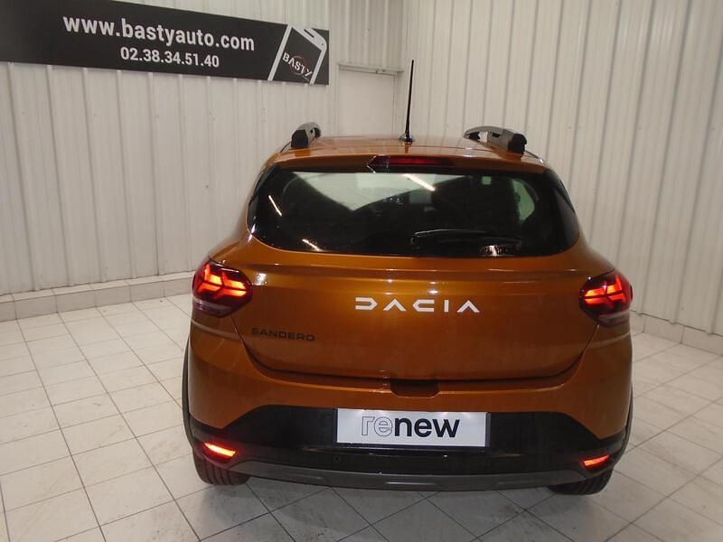 Occasion Dacia Sandero Expression 2023 Orange Citadine