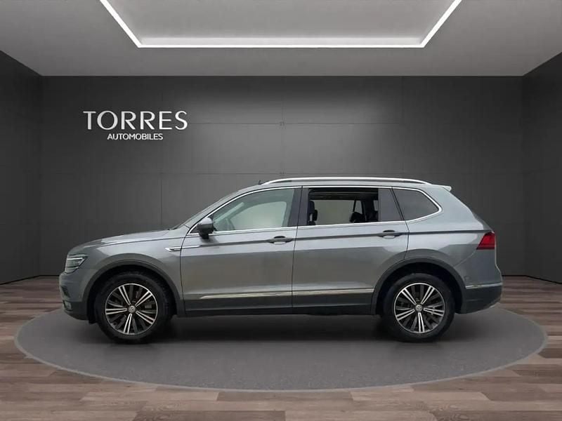 Gris Utilisé 2018 VW Tiguan Allspace Exclusive SUV | 25 990 € (Prix cher) - Image 1/4