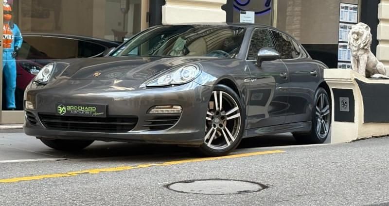 Gris Occasion 2012 Porsche Panamera Berline | 32 900 € - Image 1/4