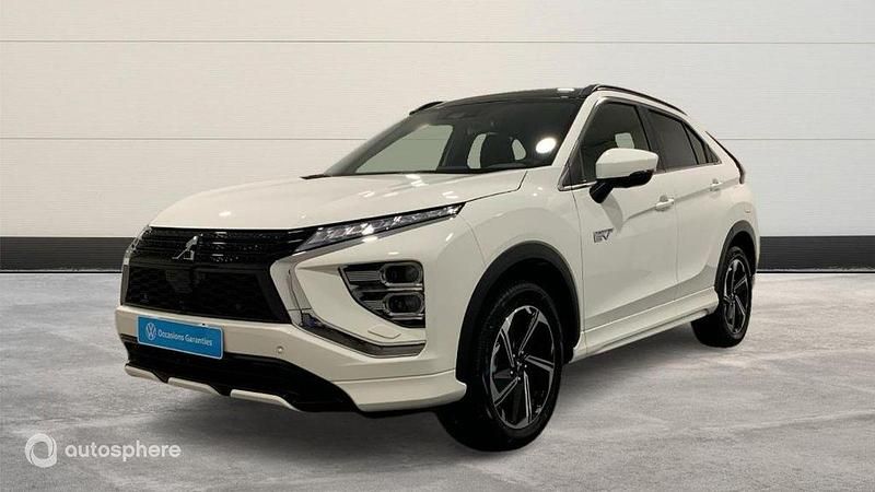 Blanc Nouvelle 2024 Mitsubishi Eclipse Cross Instyle SUV | 32 999 € - Image 1/4