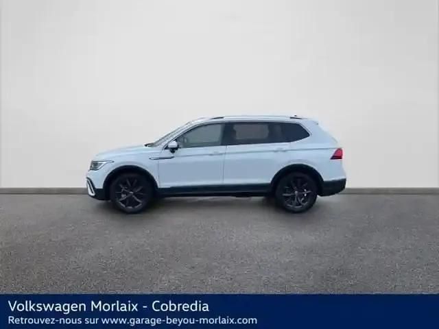 Blanc Nouvelle 2025 VW Tiguan Allspace Life SUV | 49 990 € (Prix cher) - Image 1/3