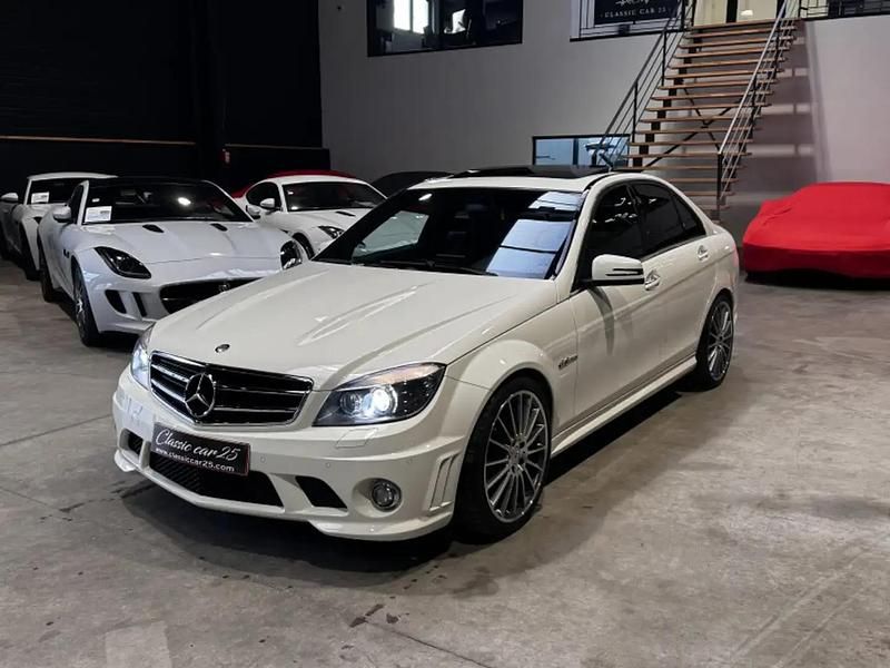 Blanc Utilisé 2009 Mercedes C63 AMG AMG Berline | 52 990 € - Image 1/4