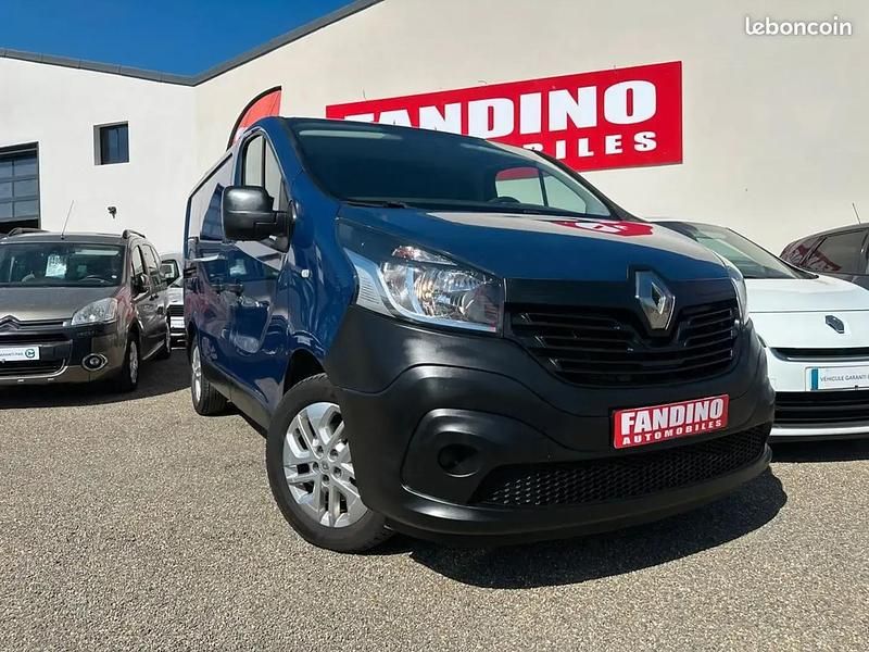 Bleu Utilisé 2016 Renault Trafic Van | 13 990 € (Prix juste) - Image 1/4