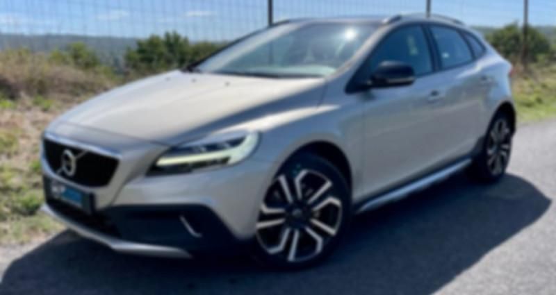 Utilisé 2019 Volvo V40 CC Break | 14 990 € - Image 1/4
