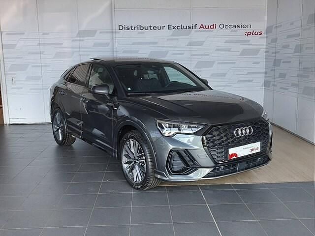 Gris daytona nacré Utilisé 2024 Audi Q3 Sportback S-Line SUV | 50 900 € - Image 1/4