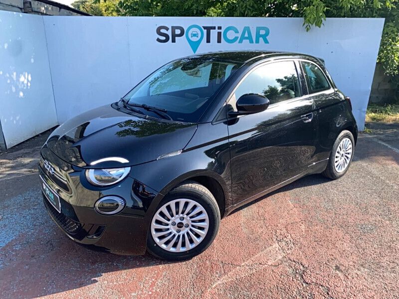 Noir Utilisé 2022 Fiat 500e Action Citadine | 12 990 € (Prix juste) - Image 1/4