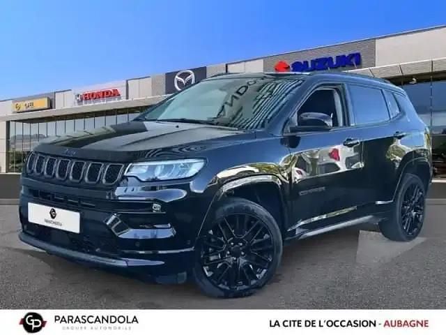 Solid black Utilisé 2022 Jeep Compass SUV | 26 990 € - Image 1/4