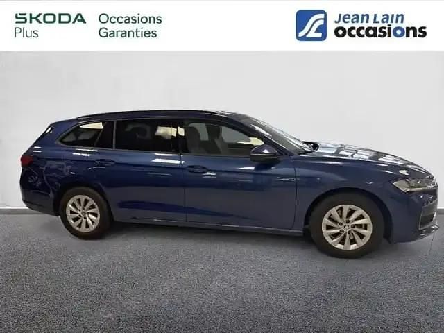 Occasion Skoda Superb 150 ch (110 kW) 2024 Bleu cobalt Break