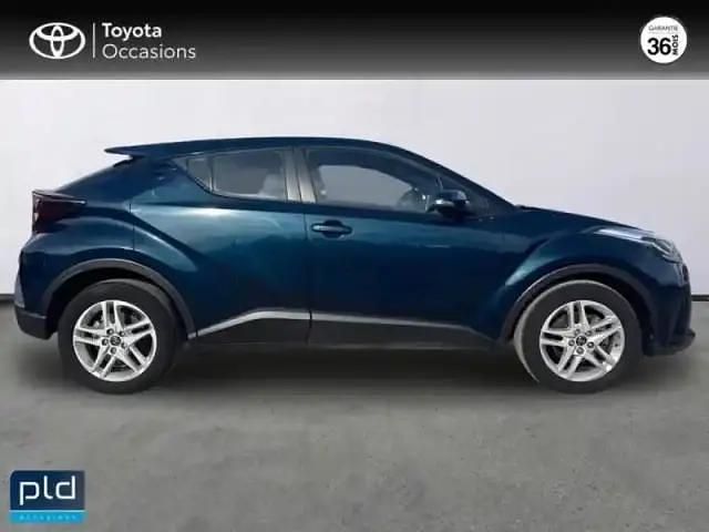 Occasion Toyota C-HR 122 ch (89 kW) 2024 Gris célestine métallisé SUV