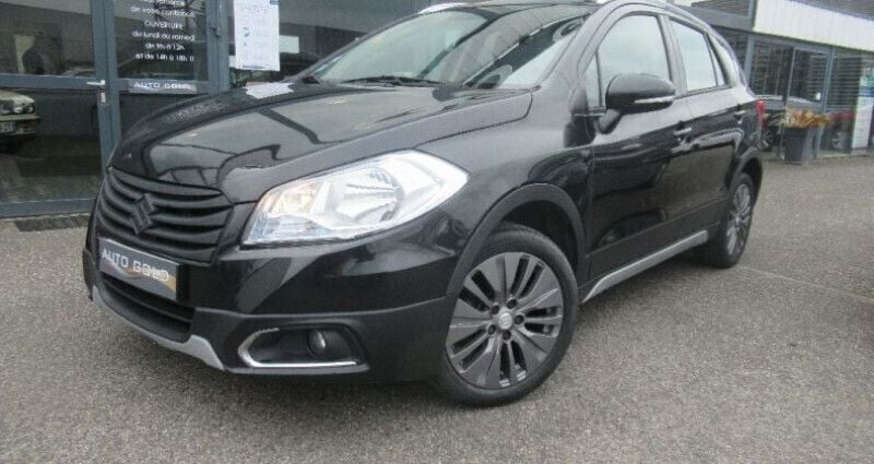 Utilisé 2014 Suzuki SX4 S-Cross SUV | 6 990 € (Prix juste) - Image 1/4