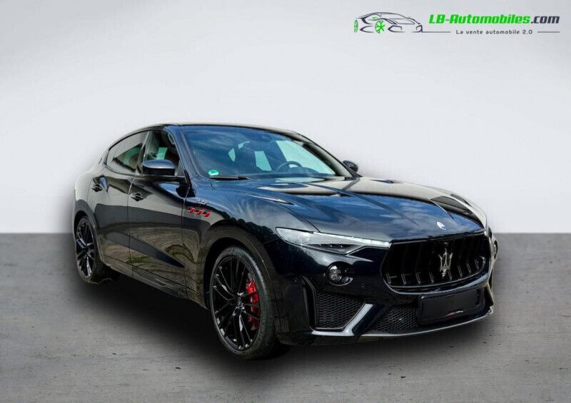 Utilisé 2024 Maserati Levante SUV | 118 000 € - Image 1/4