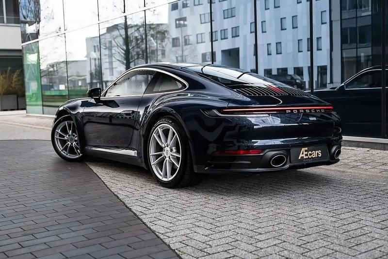 Bleu Occasion 2021 Porsche 911 Carrera 4 Coupé | 139 950 € (Prix juste) - Image 1/4