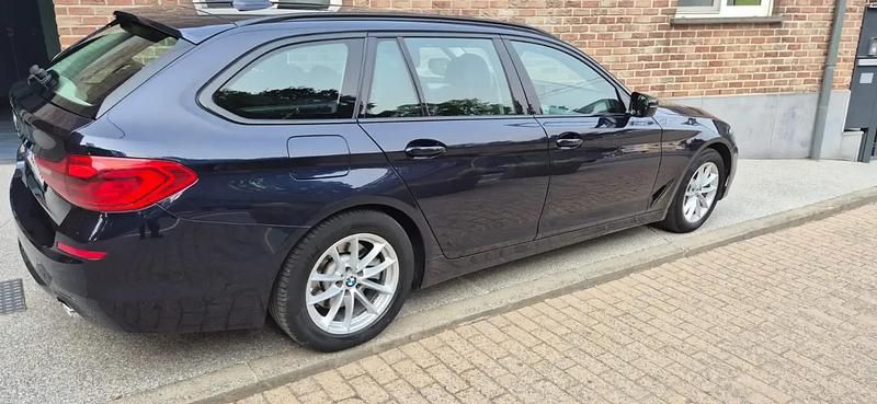 Bleu Occasion 2018 BMW 520 Break | 18 500 € (Prix juste) - Image 1/4