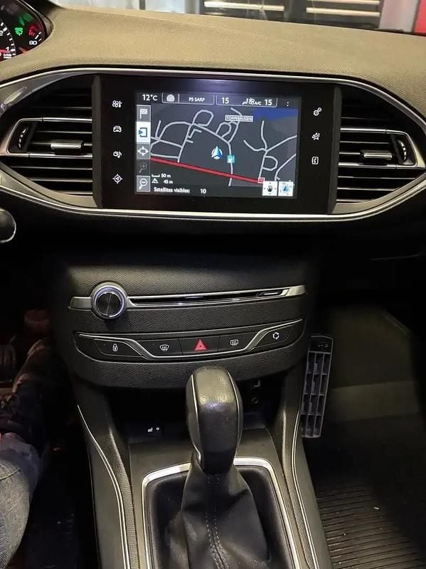 Utilisé 2015 Peugeot 308 S Berline | 3 500 € (Super prix) - Image 1/4