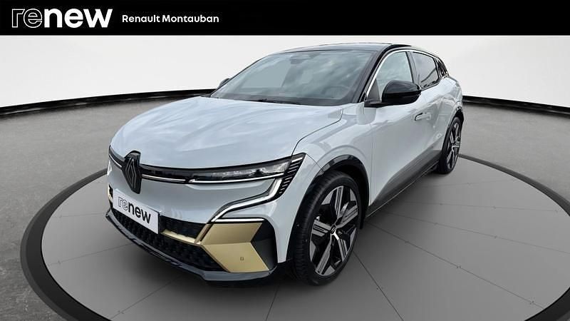 Gris Utilisé 2022 Renault Mégane Iconic Berline | 22 790 € (Bon prix) - Image 1/4