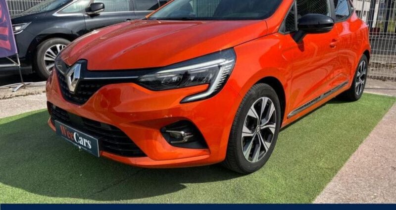 Utilisé 2023 Renault Clio V Evolution Citadine | 17 990 € (Prix juste) - Image 1/4