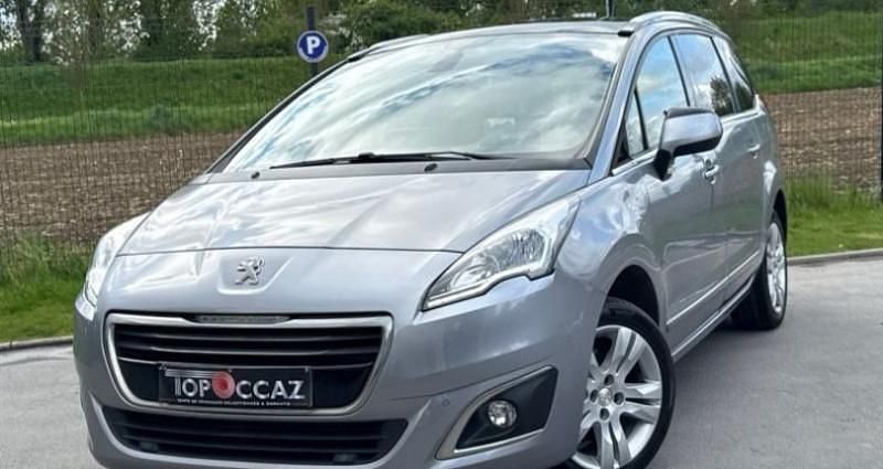 Utilisé 2018 Peugeot 5008 Allure Monospace | 17 490 € (Bon prix) - Image 1/4