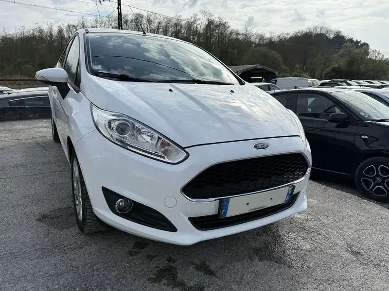 Blanc Utilisé 2017 Ford Fiesta Citadine | 8 490 € (Super prix) - Image 1/4