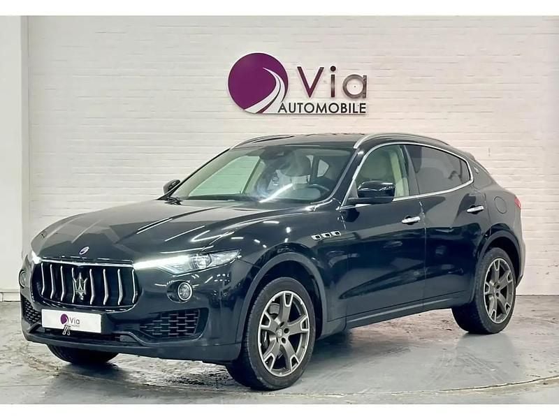 Noir Occasion 2016 Maserati Levante SUV | 39 990 € (Bon prix) - Image 1/4
