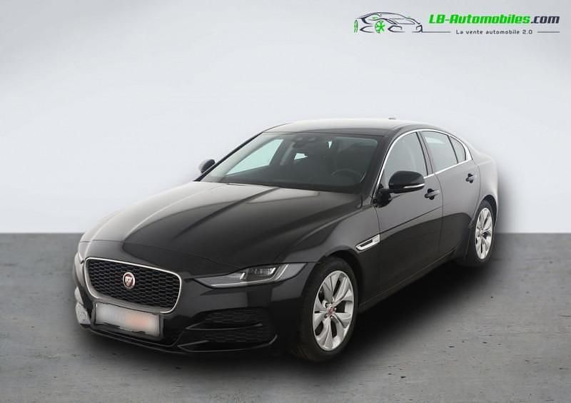 Utilisé 2020 Jaguar XE Berline | 30 400 € - Image 1/4