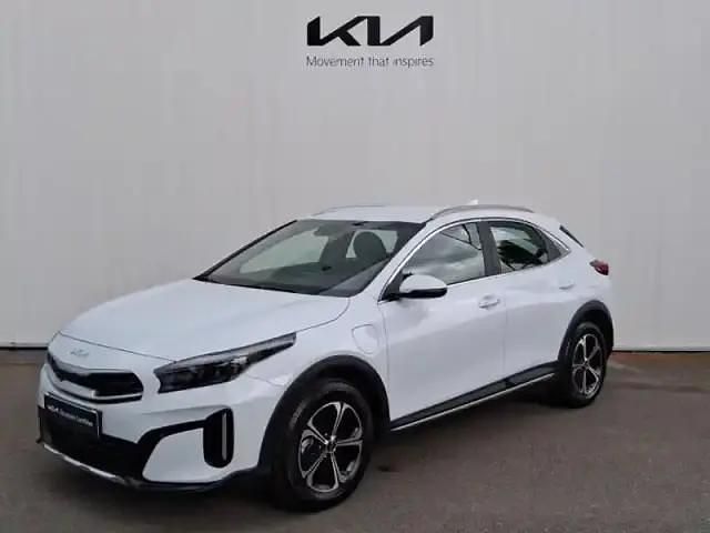 Blanc Utilisé 2025 Kia XCeed Active SUV | 29 980 € - Image 1/4