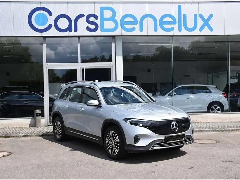 Argent Utilisé 2024 Mercedes EQB250 Advanced SUV | 36 980 € (Prix juste) - Image 1/4