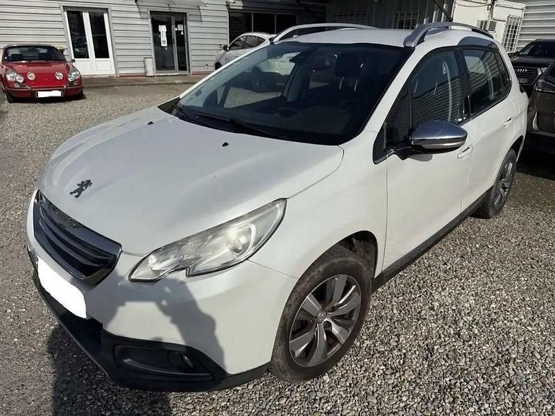 Blanc Utilisé 2014 Peugeot 2008 Allure SUV | 9 990 € (Prix juste) - Image 1/3