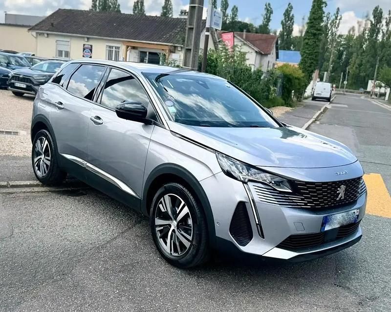 Gris Utilisé 2023 Peugeot 3008 Allure SUV | 17 990 € (Prix juste) - Image 1/4