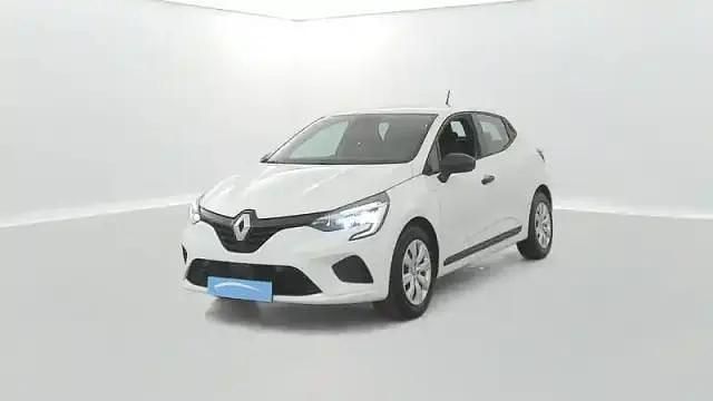 Blanc Occasion 2023 Renault Clio V SE Berline | 13 890 € (Bon prix) - Image 1/4