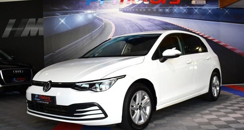 Blanc Occasion 2020 VW Golf VIII Life Berline | 22 490 € (Prix assez cher) - Image 1/4