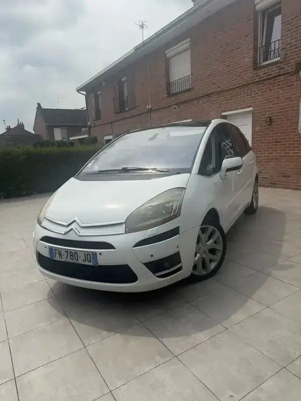 Image 2/4
