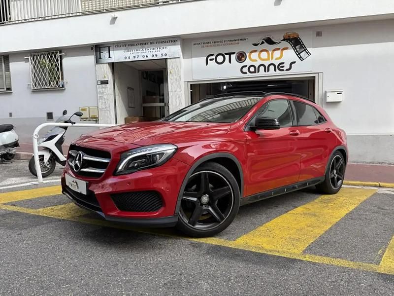 Rouge Utilisé 2016 Mercedes GLA180 SUV | 15 900 € (Prix assez cher) - Image 1/4