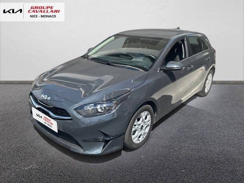 Othercolor Utilisé 2024 Kia Ceed Berline | 23 900 € (Prix juste) - Image 1/3