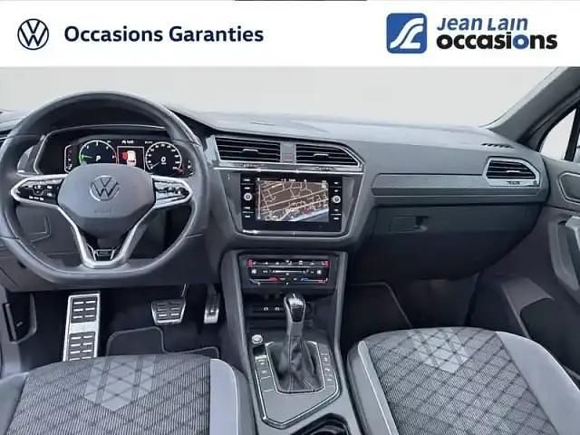 Occasion VW Tiguan 2024 Reflet d'argent metallise SUV