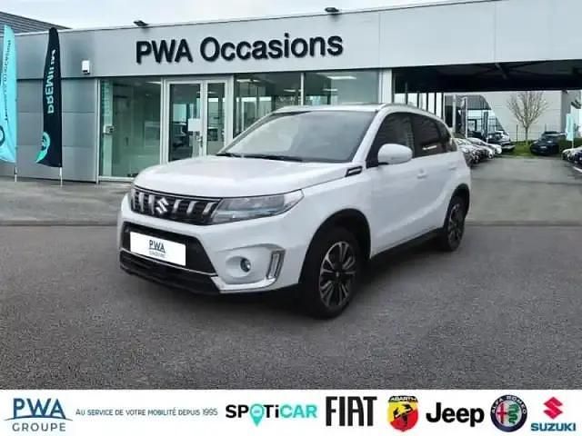 Cool white pearl métallisé Occasion 2023 Suzuki Vitara Style SUV | 19 490 € (Prix juste) - Image 1/4