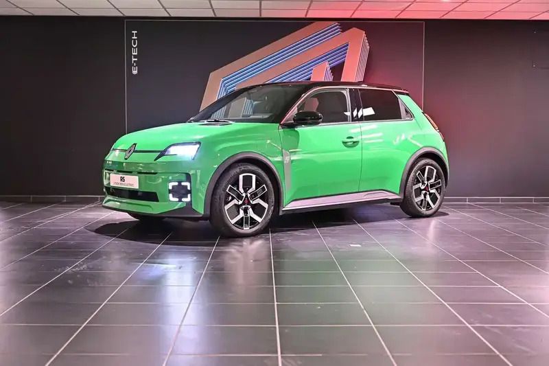 Vert Nouvelle 2024 Renault R5 Techno Citadine | 32 230 € (Prix juste) - Image 1/4