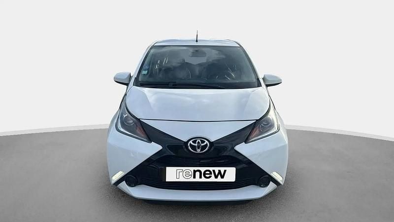 Occasion Toyota Aygo 69 ch (50 kW) 2015 Blanc Citadine