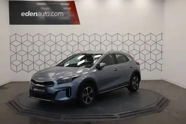 Gris Utilisé 2023 Kia XCeed Active SUV | 22 290 € (Prix cher) - Image 1/4