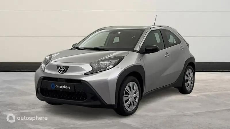 Gris Utilisé 2022 Toyota Aygo Citadine | 16 500 € (Prix juste) - Image 1/4
