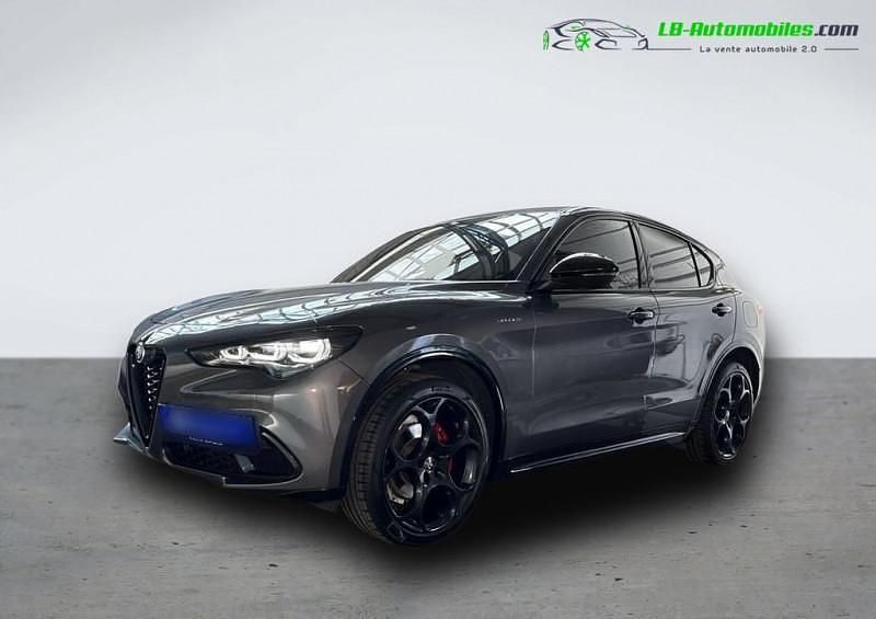 Utilisé 2023 Alfa Romeo Stelvio SUV | 44 500 € (Prix assez cher) - Image 1/4