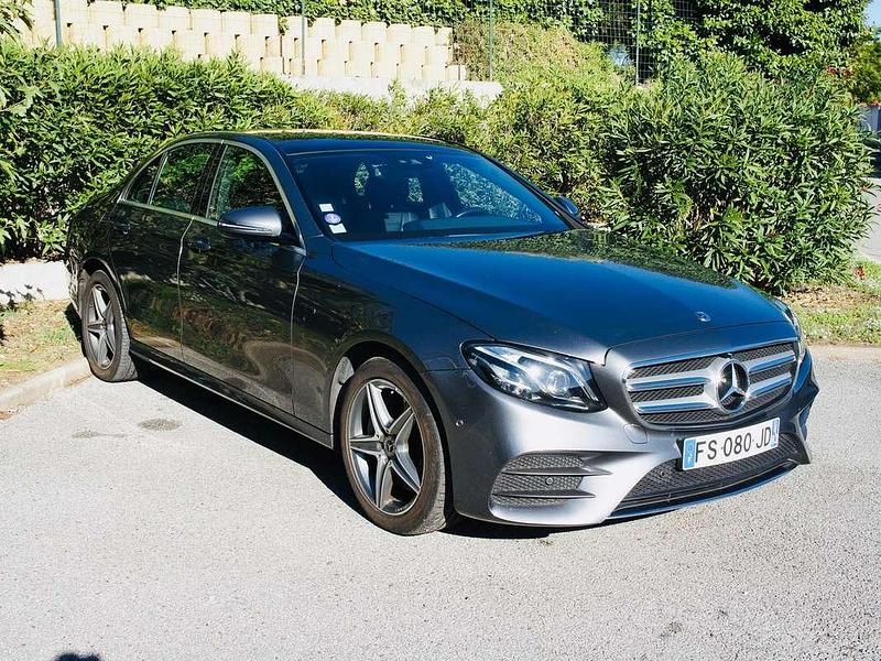 Occasion Mercedes E300 AMG line 315 ch (231 kW) 2020 Gris Berline
