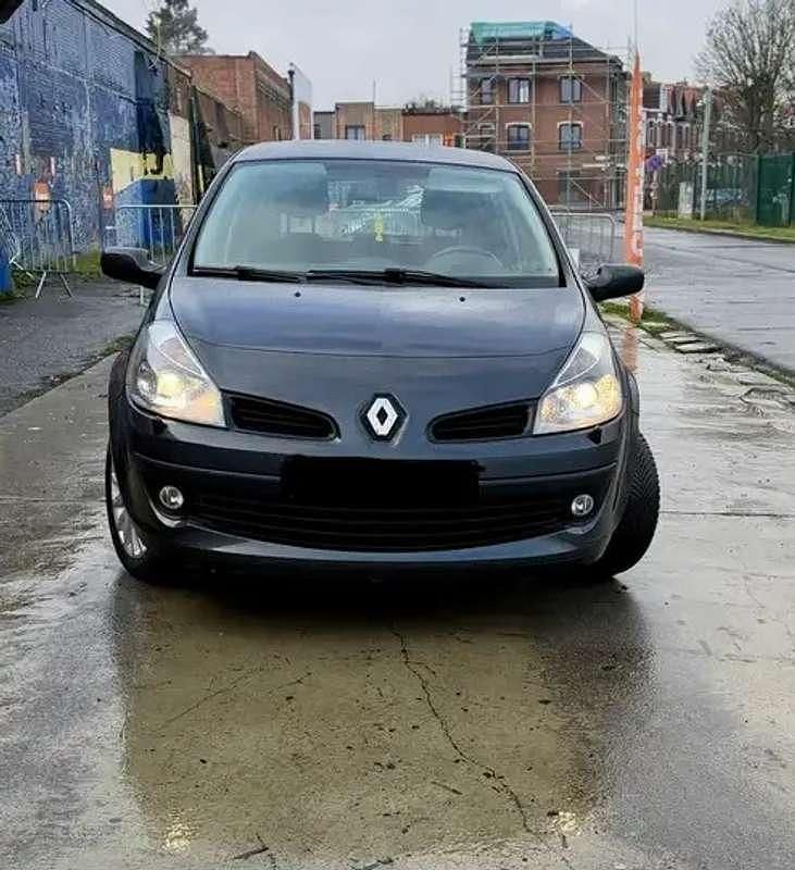 Occasion Renault Clio II Luxe 101 ch (74 kW) 2006 Berline