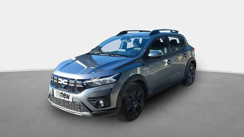 Gris Occasion 2025 Dacia Sandero Expression Citadine | 16 899 € (Prix assez cher) - Image 1/4