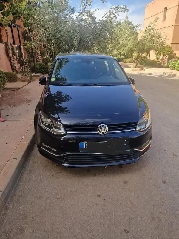 Utilisé 2015 VW Polo LOUNGE Berline | 8 600 € (Super prix) - Image 1/4